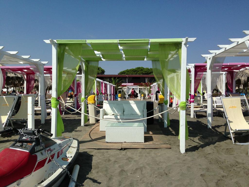 Beach Club Ippocampo Bagian luar foto