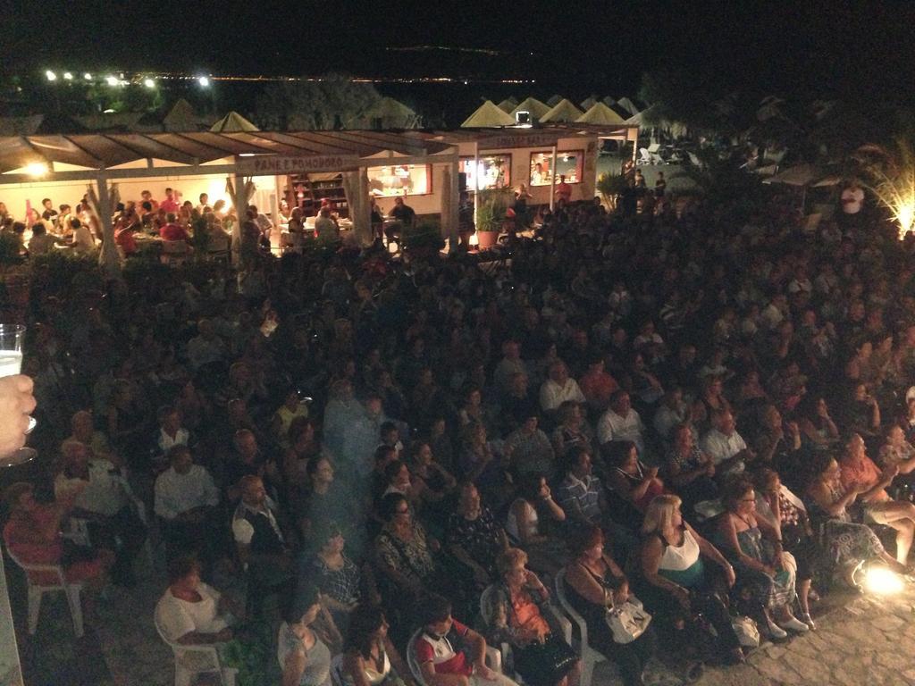 Beach Club Ippocampo Bagian luar foto